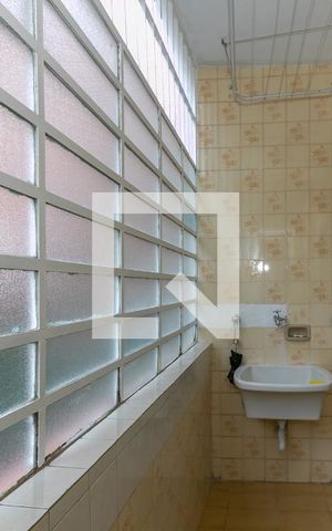 Apartamento à venda com 98m², 2 quartos e sem vagaLavanderia
