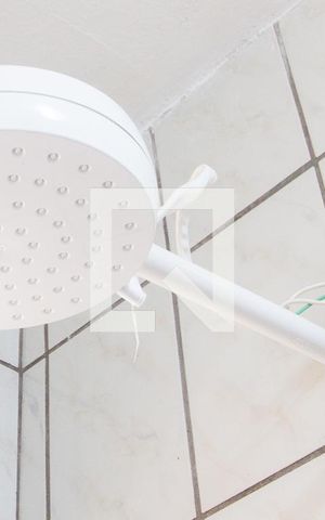 Apartamento para alugar com 65m², 2 quartos e sem vagaChuveiro
