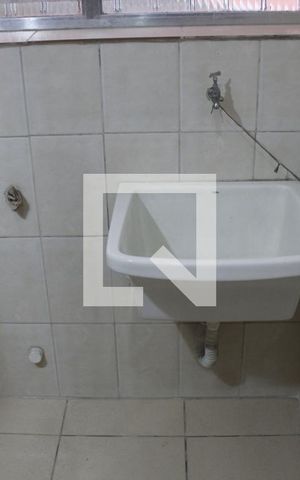 Apartamento para alugar com 40m², 1 quarto e sem vagaBanheiro