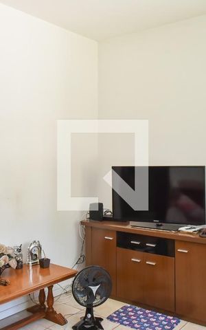 Casa para alugar com 160m², 5 quartos e 3 vagasSala 1
