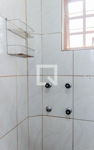 Casa à venda com 120m², 3 quartos e 3 vagasBanheiro-Casa 1
