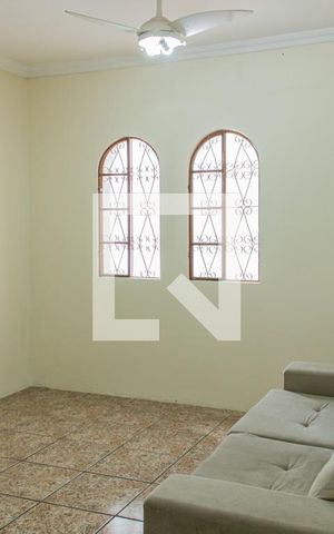 Casa à venda com 120m², 3 quartos e 3 vagasSala-Casa 1