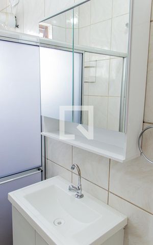 Casa à venda com 120m², 3 quartos e 3 vagasBanheiro-Casa 1