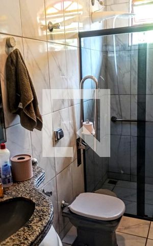 Casa à venda com 324m², 3 quartos e 4 vagas