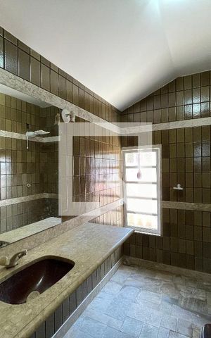 Casa à venda com 375m², 6 quartos e 4 vagas
