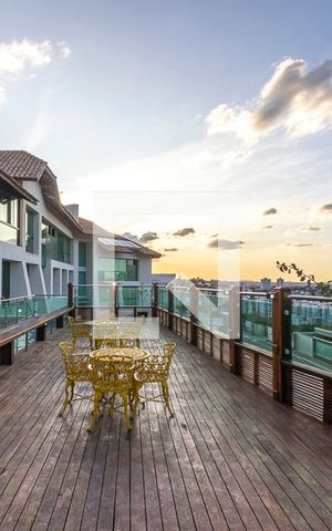 Casa de condomínio à venda com 533m², 6 quartos e 6 vagas