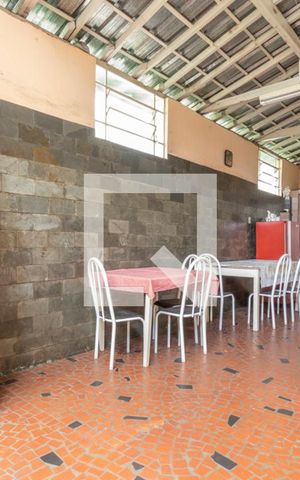 Casa à venda com 389m², 3 quartos e 1 vaga