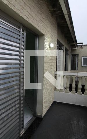 Casa para alugar com 60m², 1 quarto e sem vagaVaranda