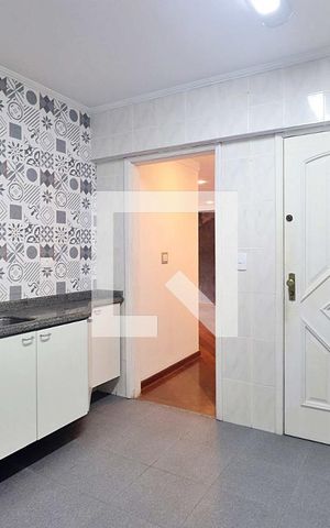 Apartamento à venda com 90m², 3 quartos e 2 vagasCozinha
