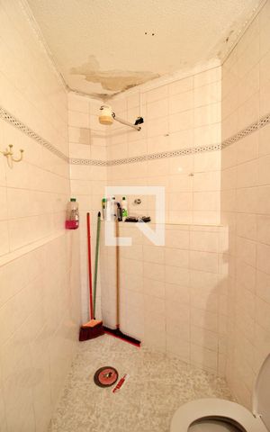 Casa à venda com 168m², 3 quartos e 8 vagasBanheiro da Garagem