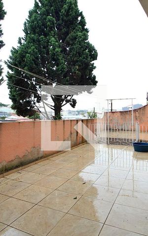 Casa à venda com 168m², 3 quartos e 8 vagasQuintal