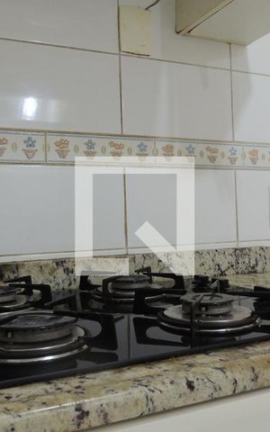 Casa à venda com 103m², 3 quartos e 1 vagaCozinha - Armários