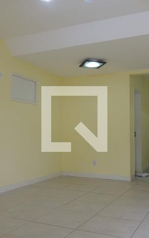 Casa à venda com 103m², 3 quartos e 1 vagaSala