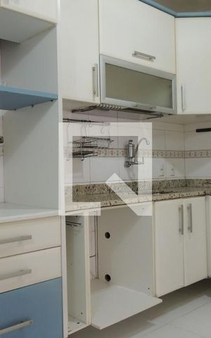 Casa à venda com 103m², 3 quartos e 1 vagaCozinha - Armários