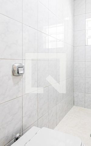 Casa para alugar com 232m², 4 quartos e 2 vagas Casa para alugar com 232m², 4 quartos e 2 vagasLavabo