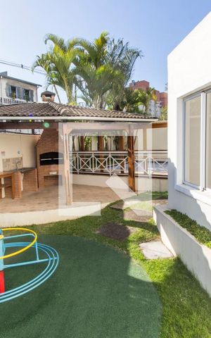 Apartamento à venda com 144m², 3 quartos e 2 vagasÁrea comum - Playground