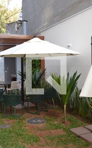 Apartamento para alugar com 32m², 1 quarto e sem vagaLiving