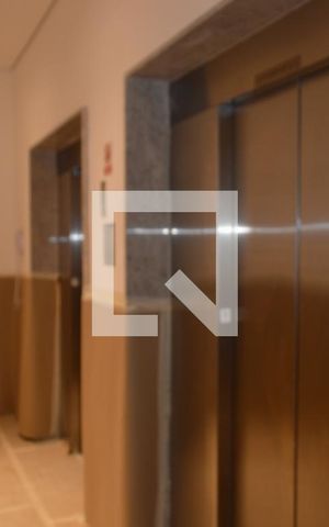 Apartamento para alugar com 32m², 1 quarto e sem vagaElevadores