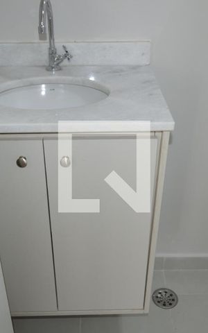 Apartamento para alugar com 32m², 1 quarto e sem vagaBanheiro