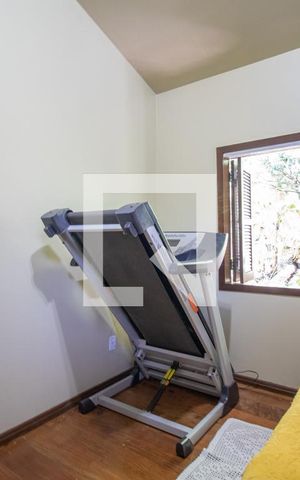 Casa para alugar com 400m², 5 quartos e 4 vagas Casa para alugar com 400m², 5 quartos e 4 vagasQuarto 3