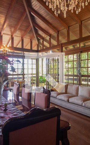 Casa para alugar com 400m², 5 quartos e 4 vagas Casa para alugar com 400m², 5 quartos e 4 vagasSala