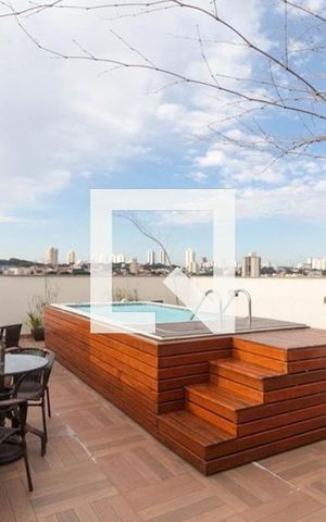 Studio à venda com 25m², 1 quarto e sem vaga Studio à venda com 25m², 1 quarto e sem vagaÁrea comum - Piscina
