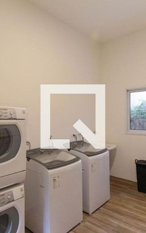 Studio à venda com 25m², 1 quarto e sem vaga Studio à venda com 25m², 1 quarto e sem vagaÁrea comum -Lavanderia