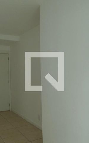 Apartamento à venda com 70m², 2 quartos e 1 vaga Apartamento à venda com 70m², 2 quartos e 1 vagaSala