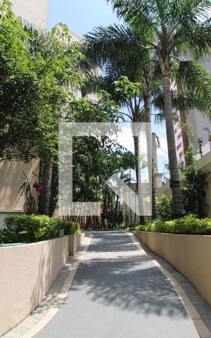 Apartamento à venda com 70m², 2 quartos e 1 vagaÁrea comum
