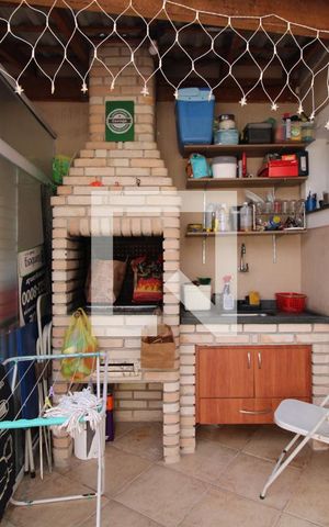 Casa à venda com 110m², 3 quartos e 2 vagasChurrasqueira