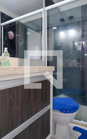 Apartamento à venda com 94m², 3 quartos e 3 vagas Apartamento à venda com 94m², 3 quartos e 3 vagasBanheiro