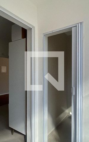 Apartamento à venda com 73m², 2 quartos e 1 vagaÁrea de Serviço
