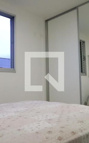 Apartamento para alugar com 69m², 2 quartos e 2 vagasQuarto