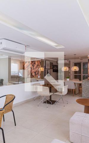 Apartamento à venda com 118m², 2 quartos e 2 vagas Apartamento à venda com 118m², 2 quartos e 2 vagasÁrea comum - Salão de festas