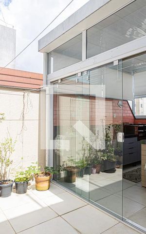 Apartamento à venda com 118m², 2 quartos e 2 vagas Apartamento à venda com 118m², 2 quartos e 2 vagasEspaço Gourmet