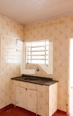 Casa para alugar com 70m², 1 quarto e 1 vaga Casa para alugar com 70m², 1 quarto e 1 vagaCozinha