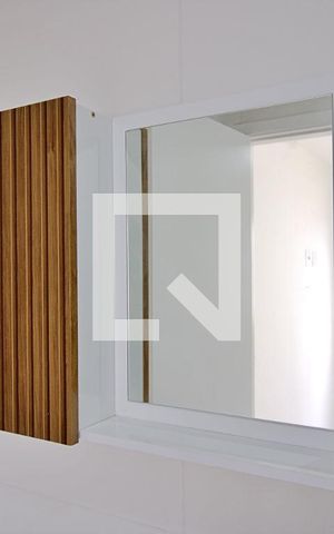 Apartamento para alugar com 24m², 1 quarto e sem vaga Apartamento para alugar com 24m², 1 quarto e sem vagaBanheiro da Suíte