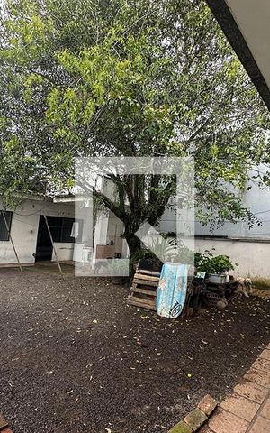 Casa à venda com 140m², 3 quartos e 2 vagasÁrea Externa