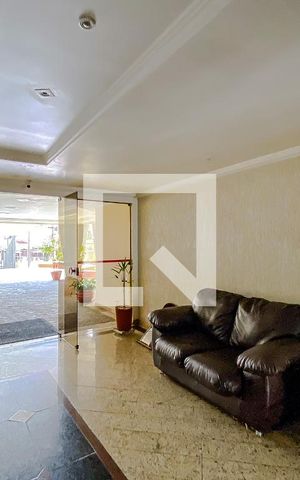 Apartamento à venda com 74m², 3 quartos e 1 vagaÁrea comum