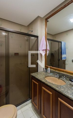 Apartamento à venda com 300m², 4 quartos e 1 vagaBanheiro 