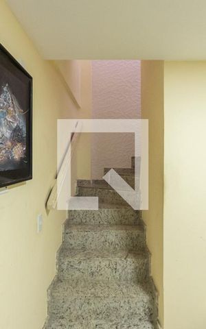 Apartamento à venda com 300m², 4 quartos e 1 vagaEscadas
