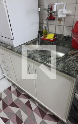 Apartamento à venda com 57m², 2 quartos e 1 vagaCozinha