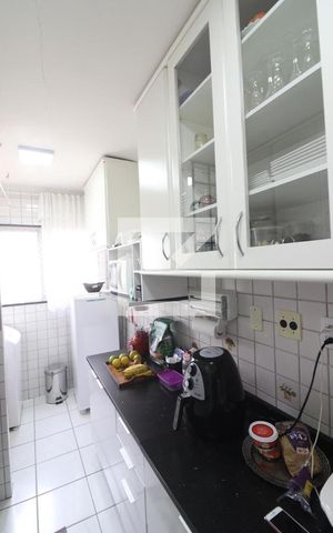 Apartamento à venda com 57m², 2 quartos e 1 vagaCozinha