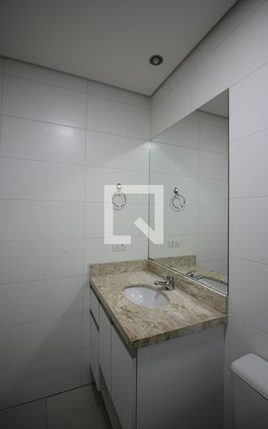 Apartamento à venda com 71m², 2 quartos e 2 vagasBanheiro Social