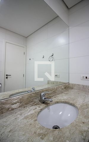 Apartamento à venda com 71m², 2 quartos e 2 vagasQuarto 1 - Suíte Banheiro 