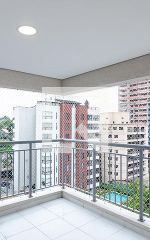 Apartamento à venda com 67m², 2 quartos e 1 vaga Apartamento à venda com 67m², 2 quartos e 1 vagaVaranda
