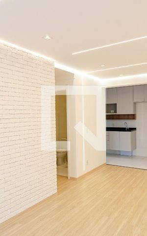 Apartamento à venda com 67m², 2 quartos e 1 vaga Apartamento à venda com 67m², 2 quartos e 1 vagaSala