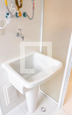 Apartamento à venda com 67m², 2 quartos e 1 vaga Apartamento à venda com 67m², 2 quartos e 1 vagaLavanderia