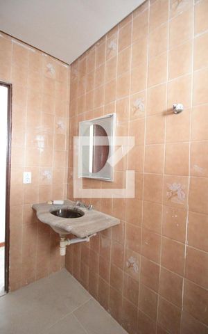 Casa à venda com 200m², 4 quartos e 4 vagasBanheiro 2