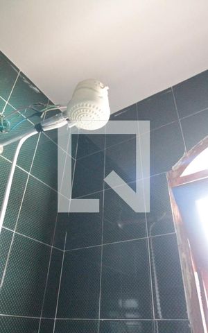 Casa à venda com 200m², 4 quartos e 4 vagasBanheiro do Quarto 1